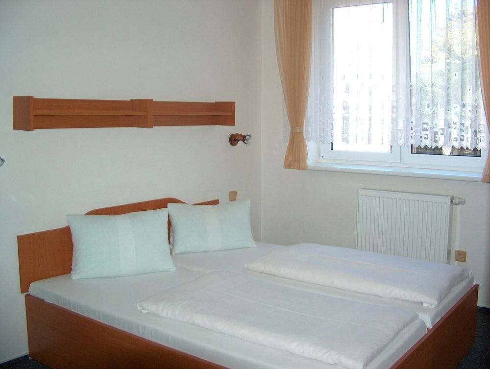 Konstantinovy Lázně Hotel Jitrenka מראה חיצוני תמונה